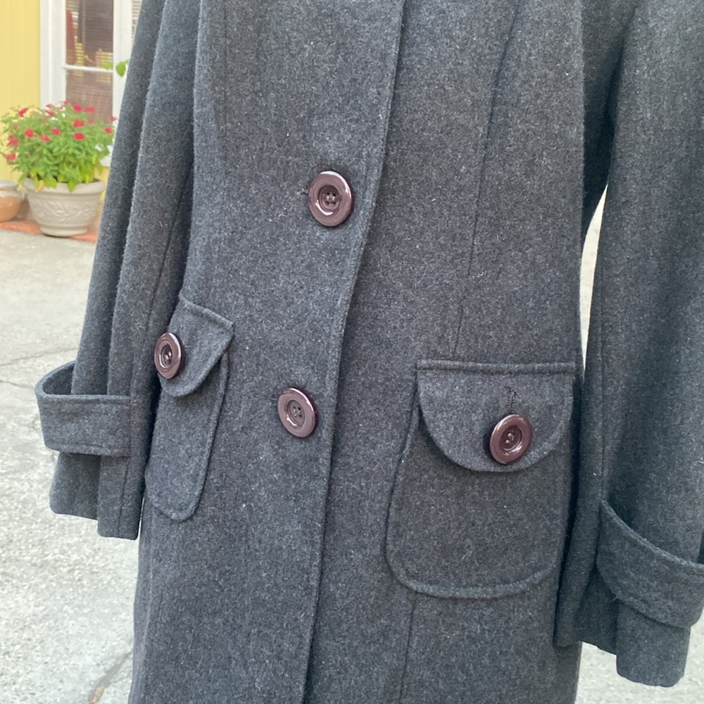 Basic Edge Cloting Gray Dress Coat - image 8